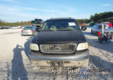 2002 Ford Expedition Eddie Bauer from USA, damaged, VIN 1FMEU17LX2LA23105